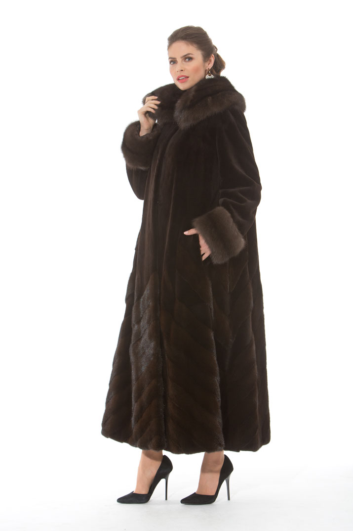 Sheared Mink Coat – Sable Collar and 
